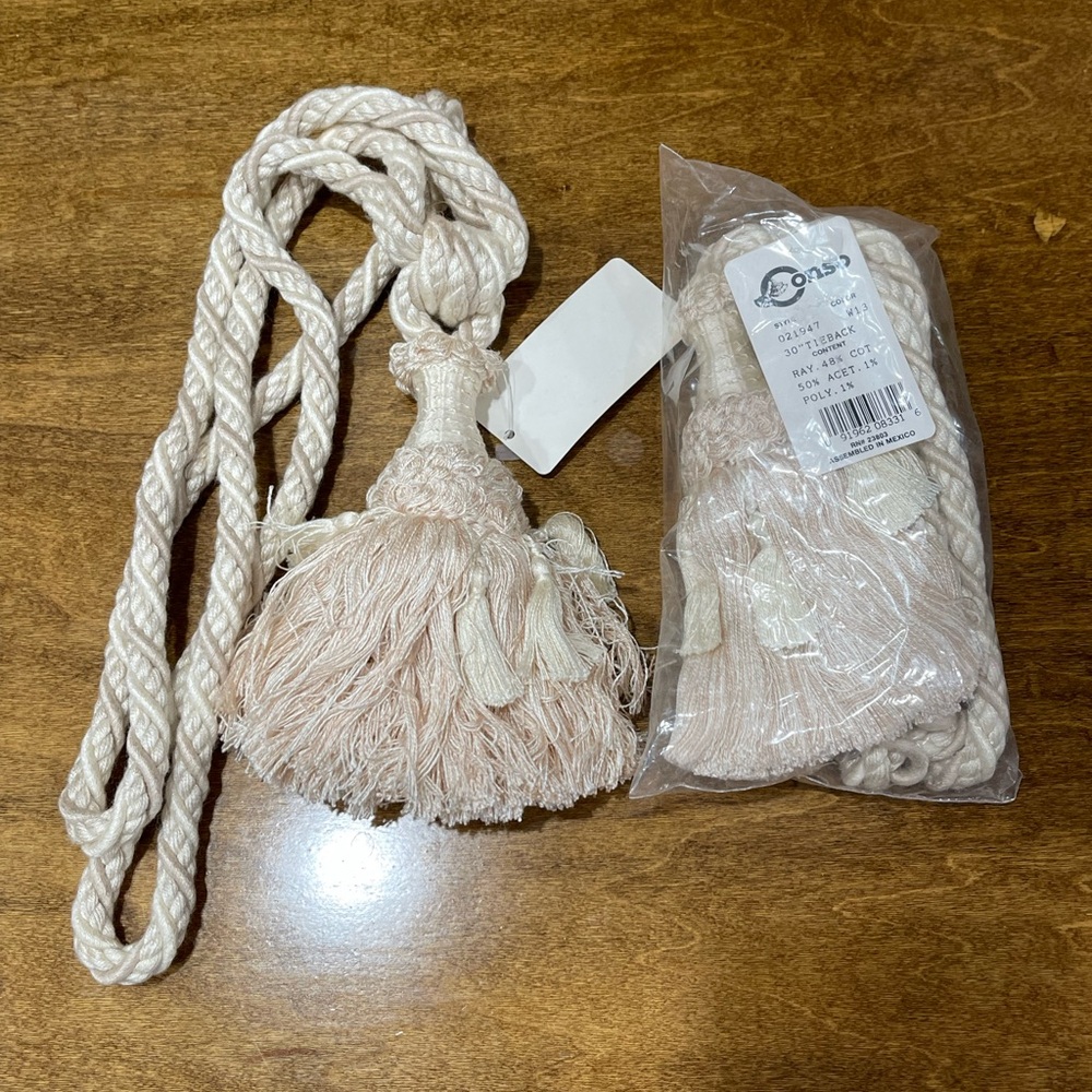 Curtain tie backs with tassels